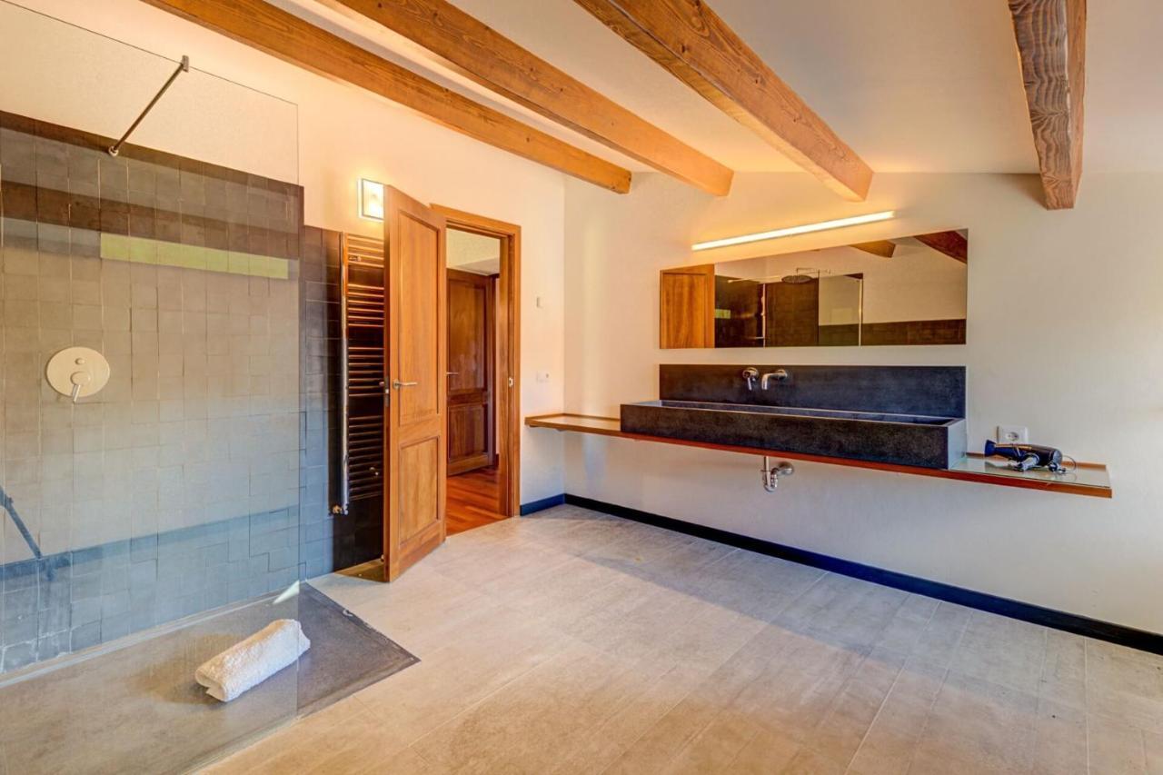 Cladera By Sealand *